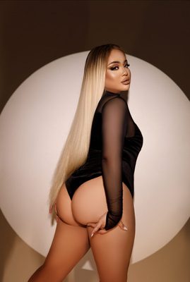 Tiffany 5 размер Грудь, 21 — транс в Алматы | Кыздар Нет